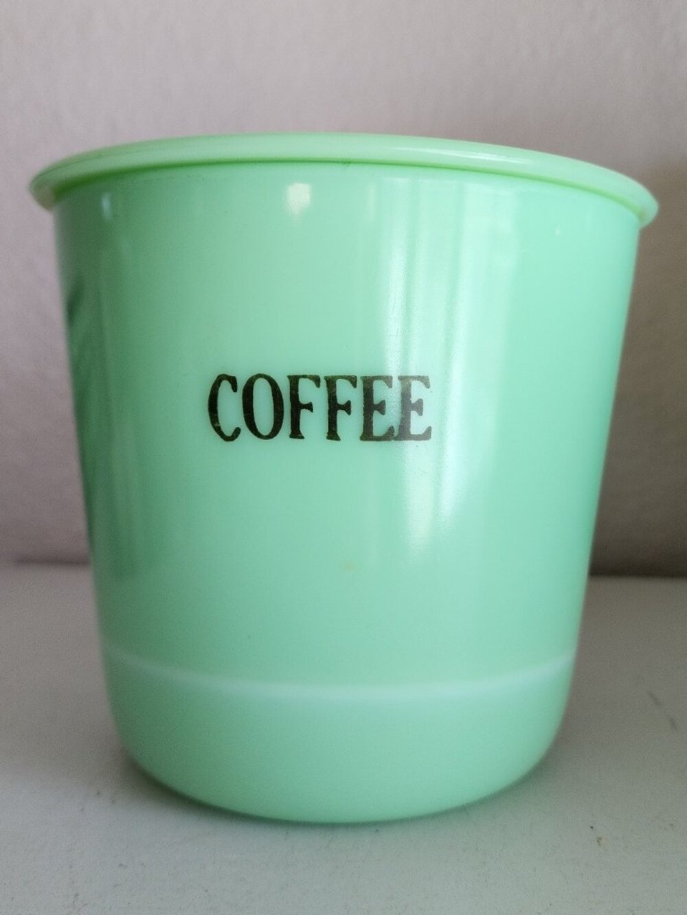 Beautiful Vintage McKee Jadeite Jadite Green Glass COFFEE 48oz Canister Uranium
